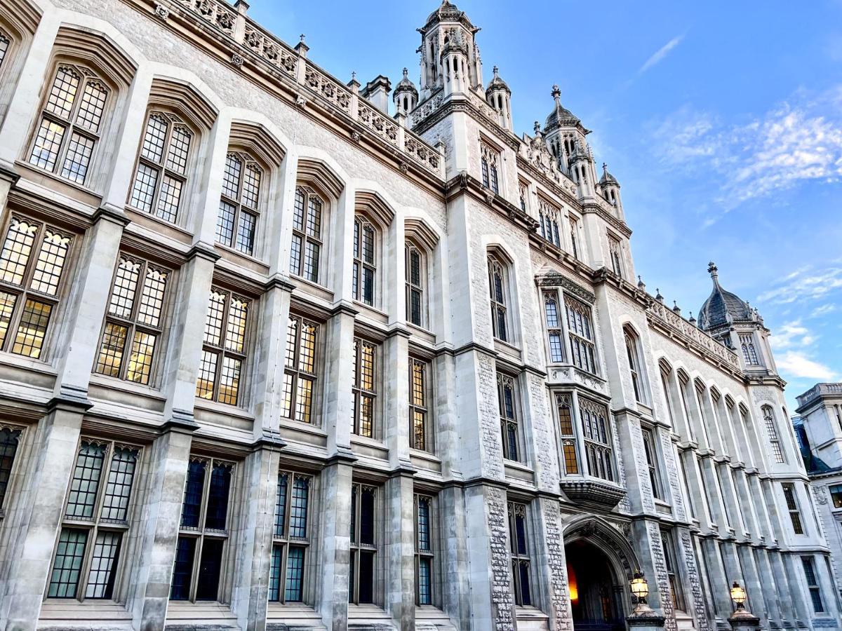 Aparthotel Superior Entire Between St Pauls Cathedral And Covent Garden London