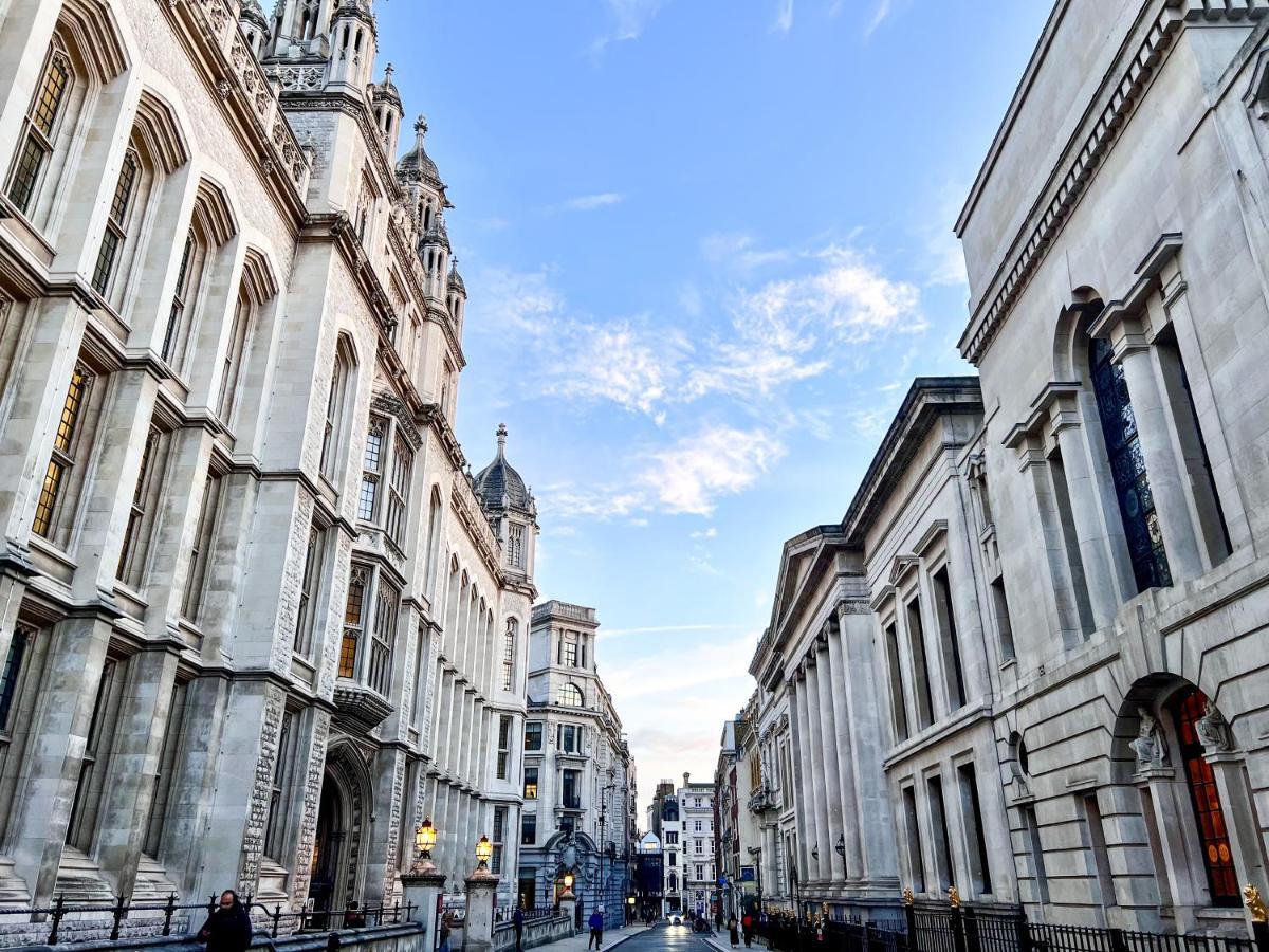Superior Entire Between St Pauls Cathedral And Covent Garden Aparthotel London
