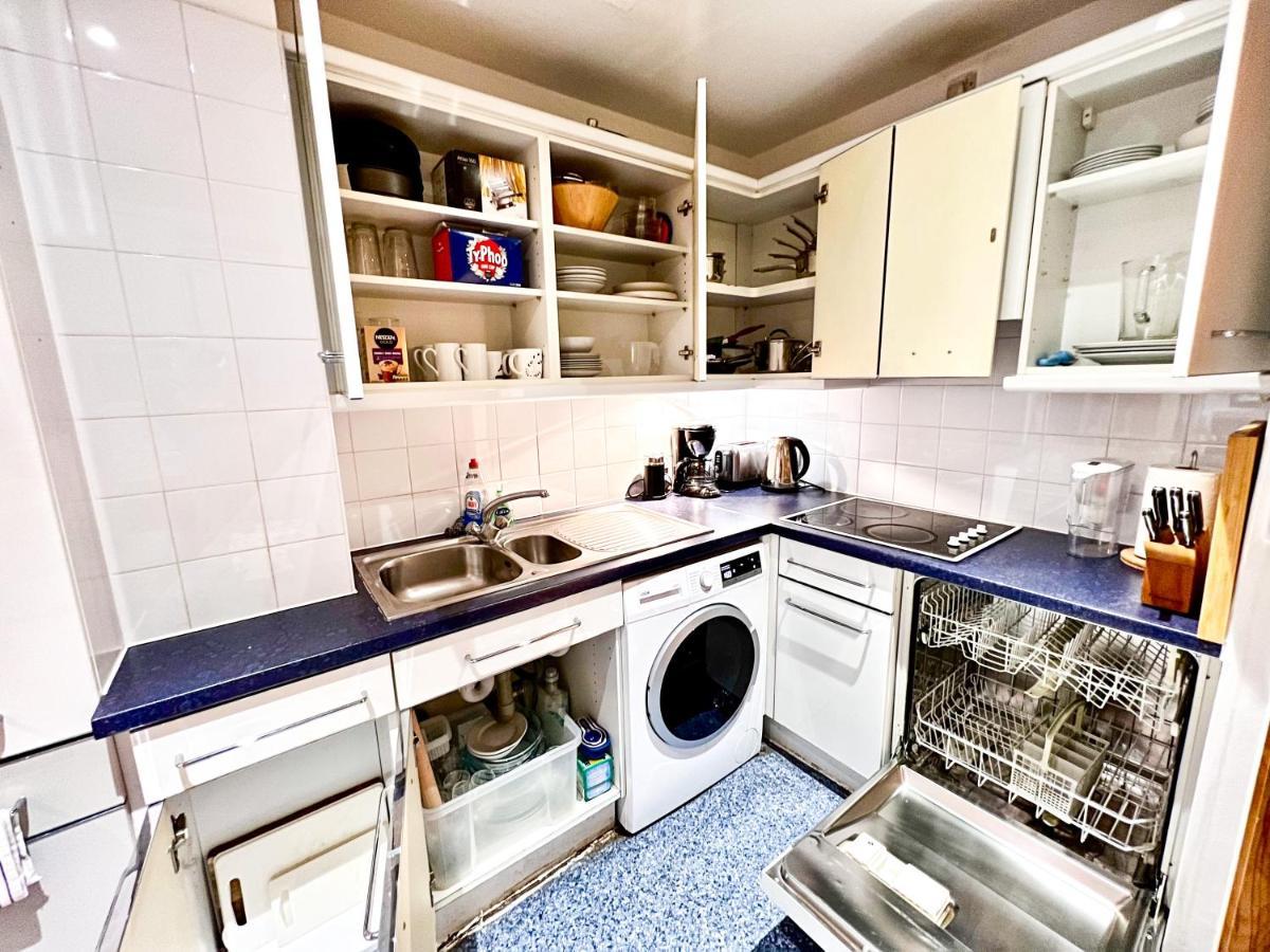 Superior Entire Between St Pauls Cathedral And Covent Garden Apart-hotel *